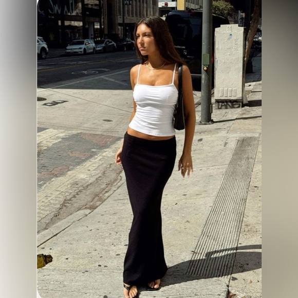 Dresses & Skirts - 90’s black stretchy maxi skirt